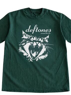 Green Cat Graphic T-Shirt